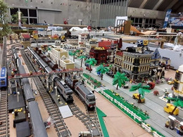 LEGO Grand Réseau De Train 9 Volts Avec Diorama Géant - Sin Clasificación