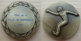 DA-058 Médaille Offertepar La Ville De Marseille Signée VONAde 50mm De Diamètre,poids=54,6g Pétanque - Bowls - Pétanque