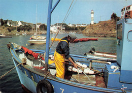 Pêcheur - Retour De Pêche PORT De DOËLAN - Beau Plan - Clohars-Carnoët