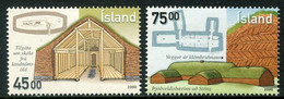 ICELAND  2000 Traditional Houses MNH / **.  Michel 965-66 - Unused Stamps