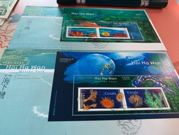 Hong Kong Stamp WWF Official Order One Booklet In Two Cover - Unused Stamps