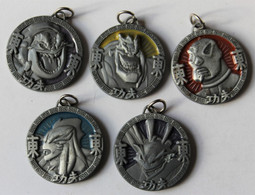 5 Pendentifs En Métal Idéogramme Têtes Animaux Monstres MANGA ?? 2004 API TM &C - Pendentifs