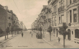 Bruxelles - Avenue Milcamps - Vue Animée - Automobile - 2 Scans - Prachtstraßen, Boulevards