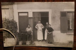 Carte Photo 1940's Boucherie Famille CPA Ak Animée Boucher Charcutier Commerce Métier - Autres & Non Classés