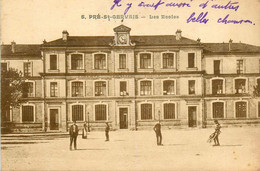 Le Pré St Gervais * La Place Et Les écoles * Groupe Scolaire - Le Pre Saint Gervais