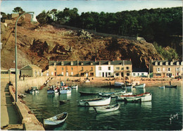 CPM ERQUY Le Port Et La Colline De Noirmont (927052) - Erquy