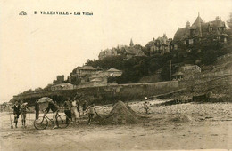 Villerville * Vue Sur Les Villas * Jeu De Plage - Villerville