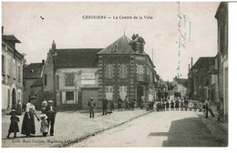 CERISIERS   -  Le Centre De La Ville - Cerisiers