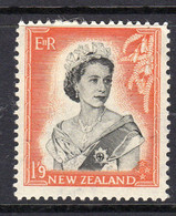 New Zealand 1953-9 Definitives 1/9d Value, Hinged Mint, SG 733b (A) - Neufs
