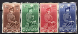 New Zealand 1953-9 Definitives High Values Set Of 4, Hinged Mint, SG 733d/736 (A) - Nuevos