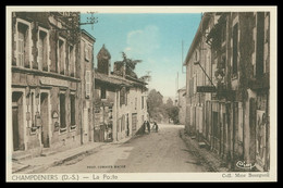 CHAMPDENIERS - La Poste - Animée - Colorisée - Collection Mme BOURGUEIL - Photo CIM - Champdeniers Saint Denis