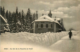 Gex * Au Col De La Faucille , En Hiver * Route Sous La Neige - Gex