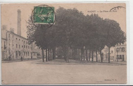 Niort-La Place Du Port - Niort