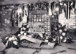 Bande - Monument Aux 34 Victimes Abattues La Veille De Noël 1944 - Nassogne - Pas Circulé - Nels - TBE - Nassogne