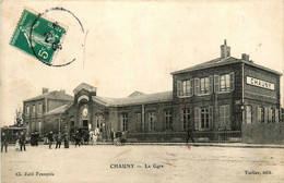 Chauny * Vue Sur La Gare Du Village * Attelage * Ligne Chemin De Fer - Chauny