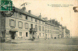 Cherbourg * Place , Hôtel De Ville Et Bourse Du Travail - Cherbourg