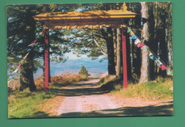 34 Roqueredonde ( Environs Avène Le Bousquet D' Orb ) Le Porche Centre Bouddhiste De Lérab Ling Ed. Clermont L' Hérault - Buddhism