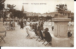 CPA ROYAN 17 :  Le Square Botton  -  Carte Vierge - Royan