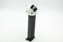 Vintage PEZ DISPENSER : HELLO KITTY - Sanrio - 2009 - Us Patent Hungary Made L=11cm - Other & Unclassified