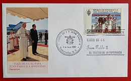 HONDURAS 1983 PAPA JUAN PABLO II PRESIDENT SUAZO CORDOVA A TEGUCIGALPA OVERPRINTED STAMP - Honduras