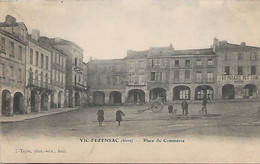 VIC FEZENSAC - Place Du Commerce - Vic-Fezensac