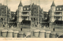 Trouville * La Rue De Paris * Cpa Stéréo 2 Vues * Villa Hôtel - Trouville