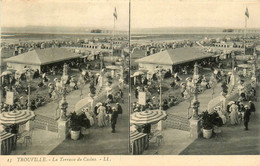 Trouville * La Terrasse Du Casino * Kursaal * Cpa Stéréo 2 Vues - Trouville