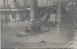 75 Paris 75016  -  Inondations 1910  -  Bachot Etablissant La Communication Entre La Rue Alboni Et Le Pont De Passy   5 - Arrondissement: 16