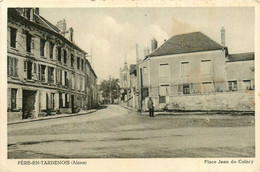 Fère En Tardenois * La Place Jean De Coincy * Rue - Fere En Tardenois