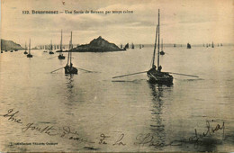 Douarnenez * Une Sortie Du Bateaux Par Temps Calme * Pêcheurs - Douarnenez