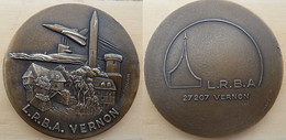 DA-069 Médaille Imposante L.R.B.A.Vernon Signée J. Poulain.Au Dos L.R.B.A. 27207 VERNON Signée Drago - Bronzes