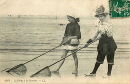 La Pêche à La Crevette * Thème * CPA * Pêcheuses - Pêche