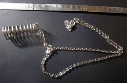 Collana Con Pendolo A Forma Di Molla Lunghezza Chiusa 14 Cm  Bigiotteria - Halsketten