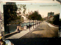 ENGLAND   BEDS - BEDFORD - Embankment And River N1919 IP6792 - Bedford