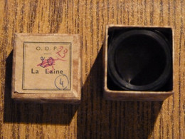 Film Fixe O.D.F. "La Laine" Dans Sa Boite D'origine 3,3x3,3x3,8 Cm Environ - Voir Détails Sur Photos. - Filmspullen: 35mm - 16mm - 9,5+8+S8mm