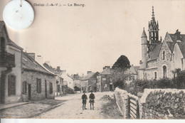 35 -  Carte Postale Ancienne  De CHELUN  Le Bourg   (A Voyagé) - Crez En Bouere