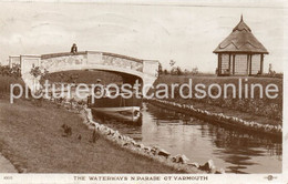 THE WATERWAYS NORTH PARADE GREAT YARMOUTH OLD R/P POSTCARD NORFOLK - Great Yarmouth