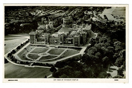 Ref 1537 - Aerofilms Real Photo Postcard - Air View Windsor Castle - Berkshire - Windsor Castle