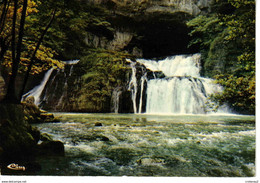 25 La Source Du LIZON Vers Pontarlier La Cascade Les Beaux Sites De France VOIR DOS Tampon Chalet Souvenirs - Pontarlier