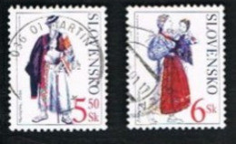 SLOVACCHIA (SLOVAKIA)  -  SG 358.359  -  2001 TRADITIONAL COSTUMES: DETVA (COMPLET SET OF 2) -   USED - Used Stamps