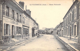 CPA FRANCE 27 "Le Vaudreuil, Route Nationale" - Le Vaudreuil