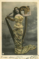 MELODIE * Carte Photo * Artiste Spectacle Music Hall Cabaret Théâtre * Femme Et Harpe - Künstler