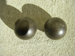 Paire De Boules De Pétanque  Obut - Bocce