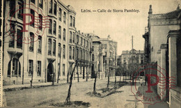 LEON. CALLE DE SIERRA PAMBLEY. - León