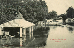 Magnac Sur Touvre * Vue Sur Le Lavoir * Laveuses * Abreuvoir - Andere & Zonder Classificatie