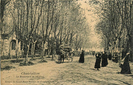 Châtelaillon * Le Boulevard De L'église * Attelage - Châtelaillon-Plage