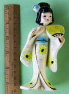 Vintage Figurine Asian Woman Geisha 5.5 X 13 Cm - Very Rare. Collectible - Personajes