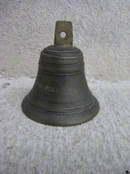 Cloche Ancienne "gravures Religieuse". - Bells