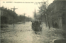 Maisons Alfort * Alfort * La Grande Rue * Sauvetage En Barque * Inondations Janvier 1910 * Crue - Maisons Alfort