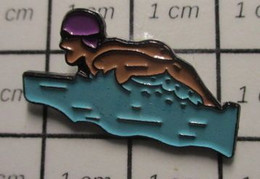 411c Pin's Pins / Beau Et Rare / THEME : SPORTS / NATATION NAGEUR NAGE PAPILLON - Natation